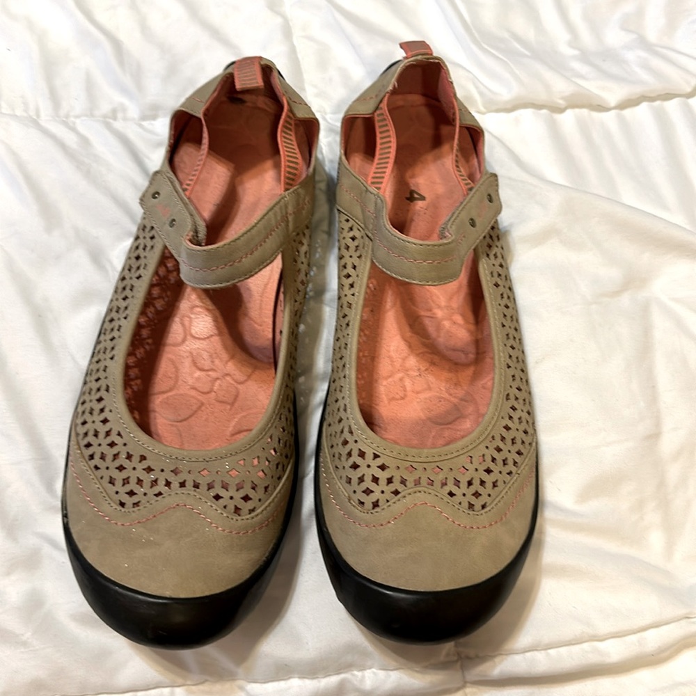 J-41 Libby Beige Shoes.